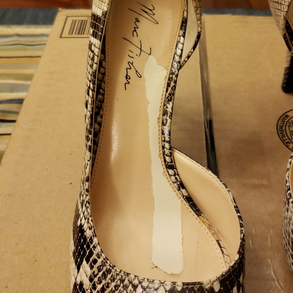 Shoes - Picture 5 of 5